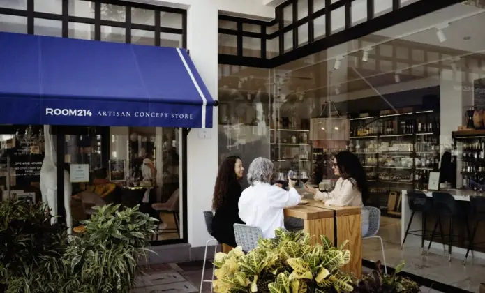 IV Anniversary Boutique Room 214 – Hotel Fariones photo 4