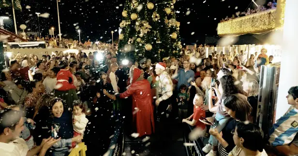 ✨ Christmas Lights Switch-On – Biosfera Plaza