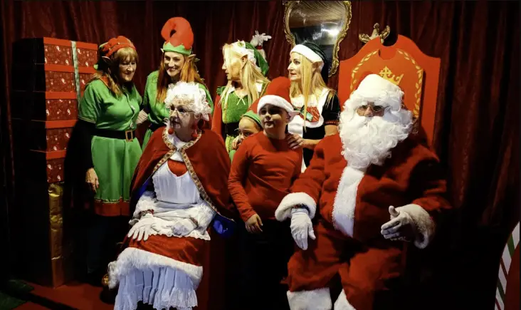 🎅🤶 Santa & Mrs. Claus – Christmas Eve Special