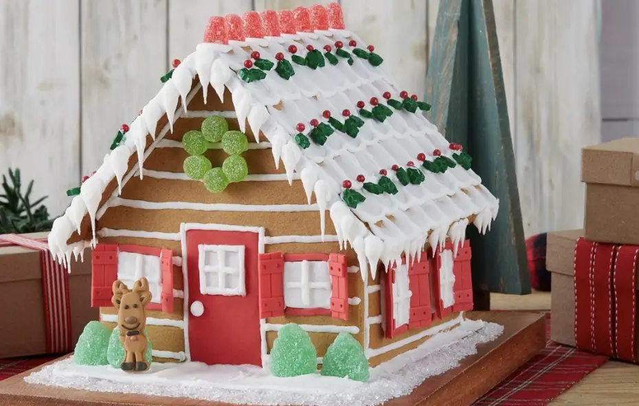 Build a Gingerbread Christmas House! 🏠🎄✨