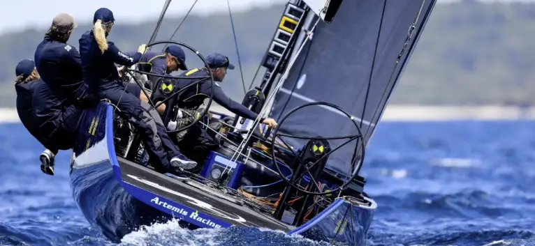 ⛵🏆🌬️ 44Cup top-level RC44 sailing regatta photo 2