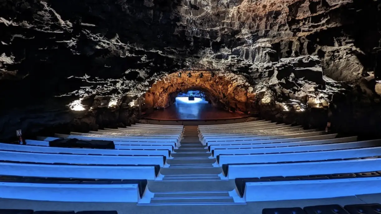 MARTYRS (Jameos del Agua Auditorium, Haría) photo 2