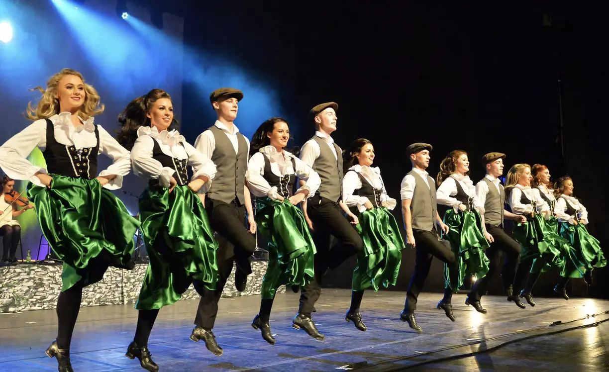 St. Patrick’s Festival: Live Music Night at Plaza del Varadero