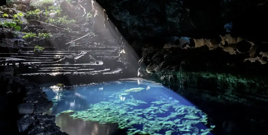 Insólita Jameos del Agua (Guided “behind-the-scenes” visit)