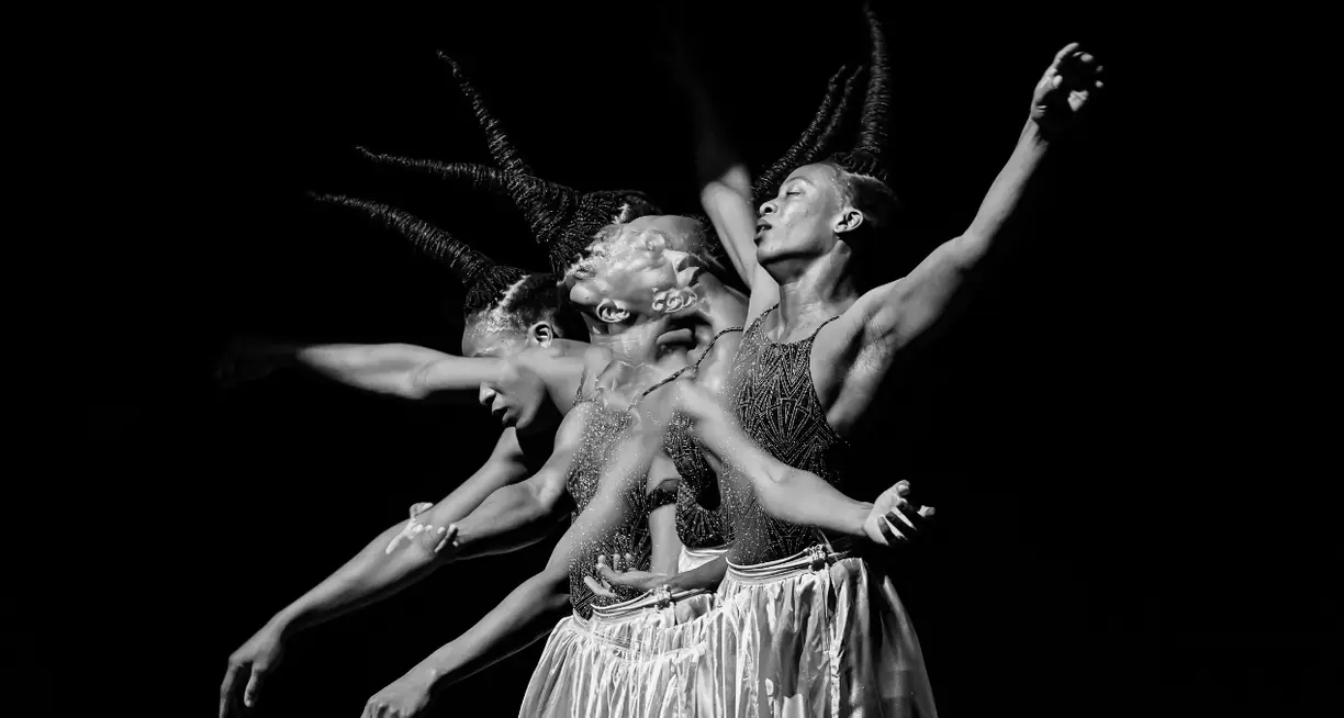 Suelo y Aire: Workshop “Exploring the Fall as an Act of Resistance” (Celeste Ayus)