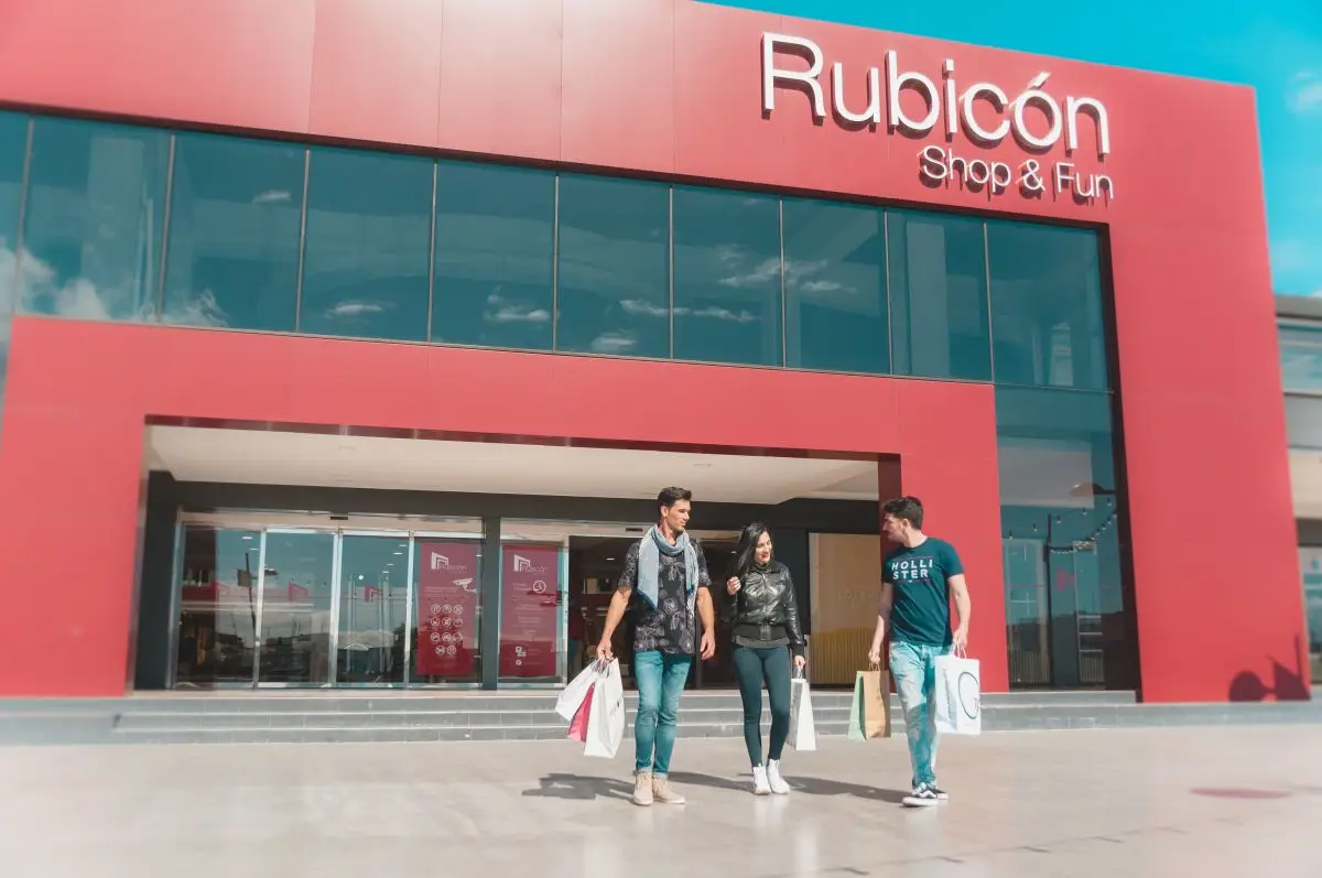 Father’s Day Kids Workshop – Decorate Your Mug