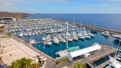 Puerto Calero Market – Seafront Promenade